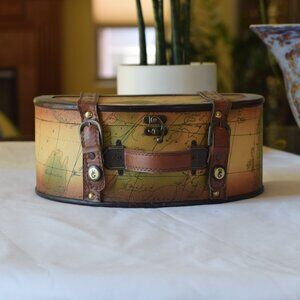 Vintage Half-Moon-Shaped Carrying Case Printed with Map with Latch and Handle